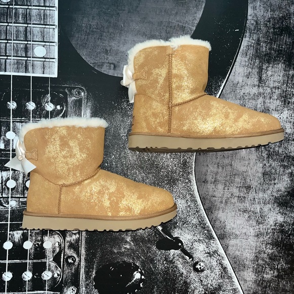 NIB UGG Mini Bailey Bow - Picture 5 of 9